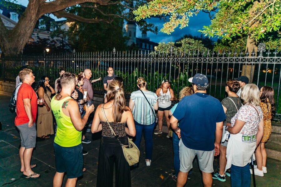 New Orleans: Haunted Pub Crawl - Lafitte’s Blacksmith Shop Bar: One of America’s Oldest Bars