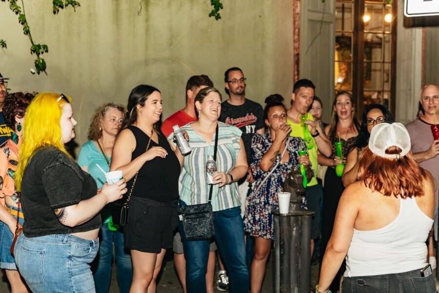 New Orleans: Haunted Pub Crawl - Pirates Alley Walk: Where the Stories Feel Close to the Ground