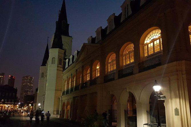 New Orleans True Murder Tour: Sinister Criminal Intentions - Stop 3: Jackson Square, Plans, and the Human Side of Horror