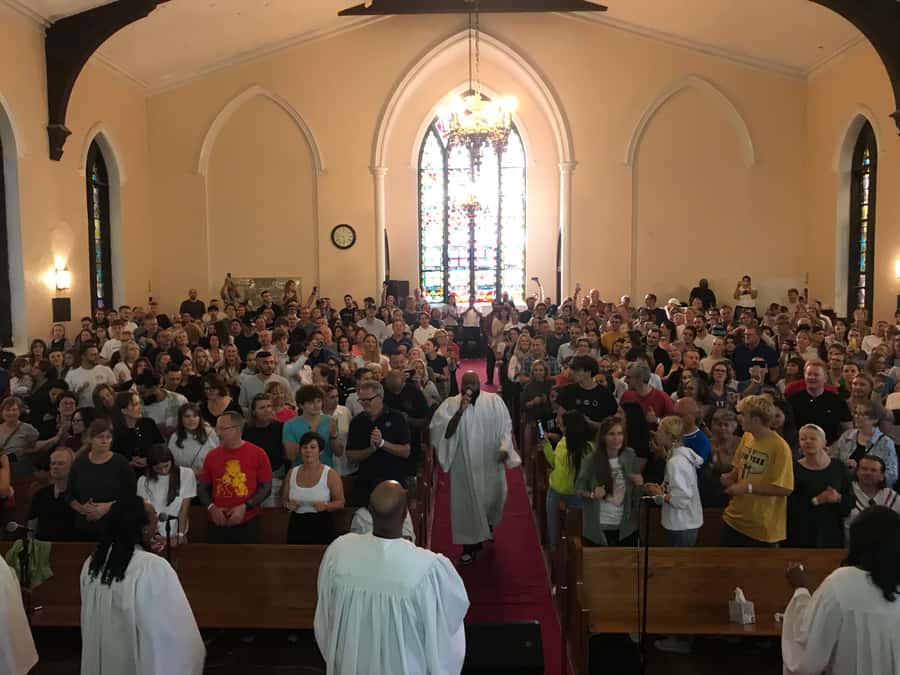 New York City: Harlem Gospel Live Music Concert - What the One-Hour Concert Feels Like, Clapping to the Final Note