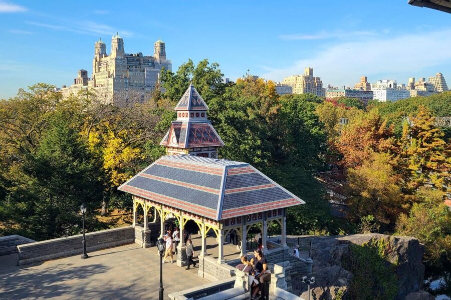 New York City: Highlights of Central Park Bike or eBike Tour - Swedish Cottage and Strawberry Fields: two emotional stops for different reasons