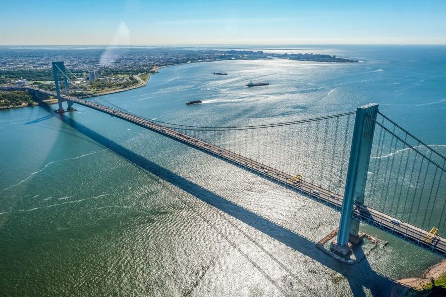 New York City: Manhattan Helicopter Tour - Safety and service that keeps a helicopter flight from feeling chaotic