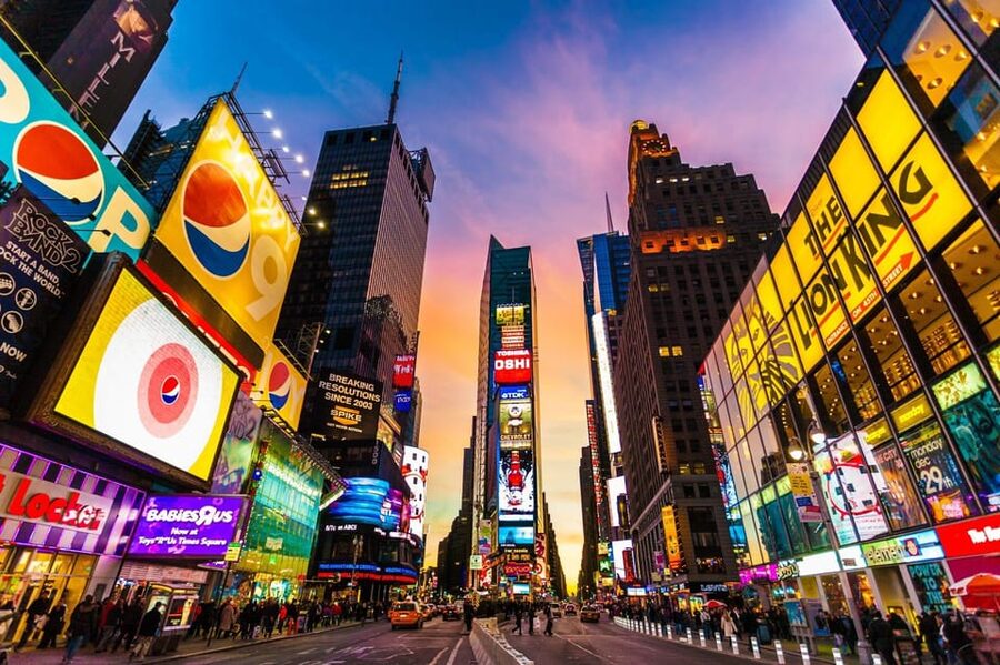 New York Manhattan:JFK EWR LGA Private Hotel Transfer - Drop-off areas: Manhattan, Long Island City, Brooklyn, and Queens