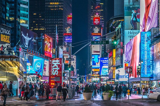 New York Night Tour: Open Top Bus Tour by TopView® - Audio Commentary and Live Guides: What to Do Before You Board