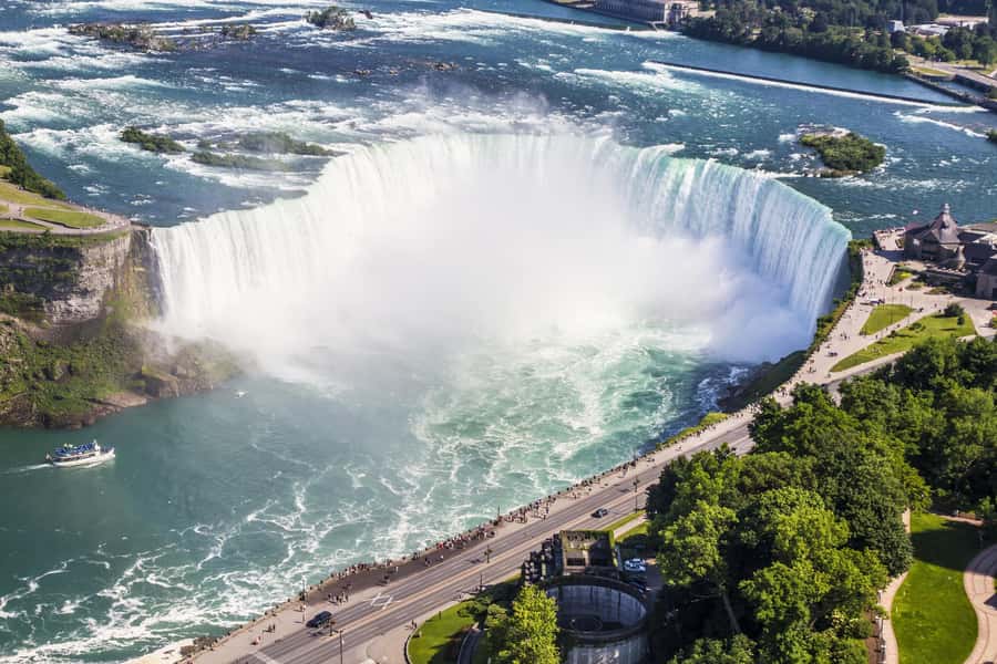 Niagara Falls: Maid of the Mist & Cave of the Winds Tour - Cave of the Winds Hurricane Deck: the 60,000-gallon reality check