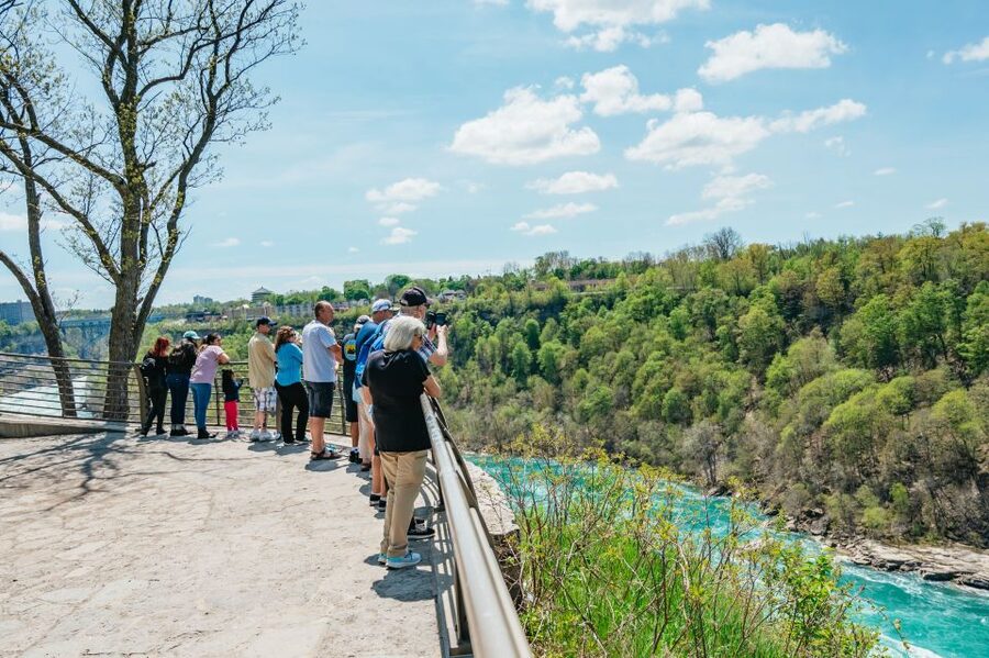 Niagara Falls, USA: American Tour & Maid of The Mist - Who should book this Niagara Falls USA tour