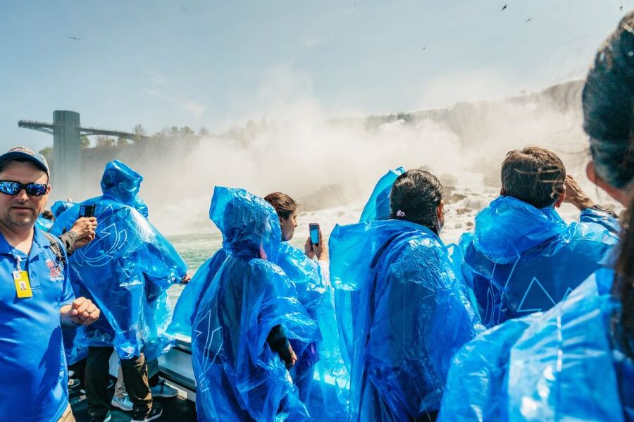 Niagara Falls, USA: American Tour & Maid of The Mist - Guides and the pacing that makes it work