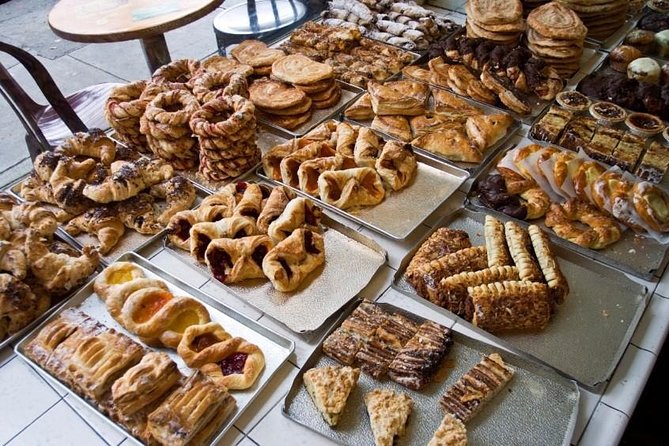 North Beach & Little Italy Walking Tour: Food, History & Flavor - Coffee and tea up front: the fastest way to set the tone