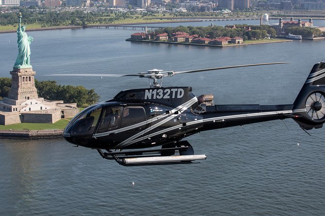 NY Helicopter Tour: Ultimate NYC Sightseeing (Heliport fees Incl) - Shared Flight Comfort, Seating, and Weight Rules That Matter