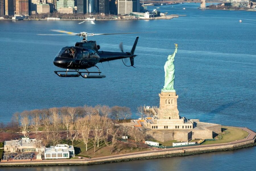 NYC: Big Apple Helicopter Tour - First, the practical stuff: ID, security, lockers, and how early to arrive