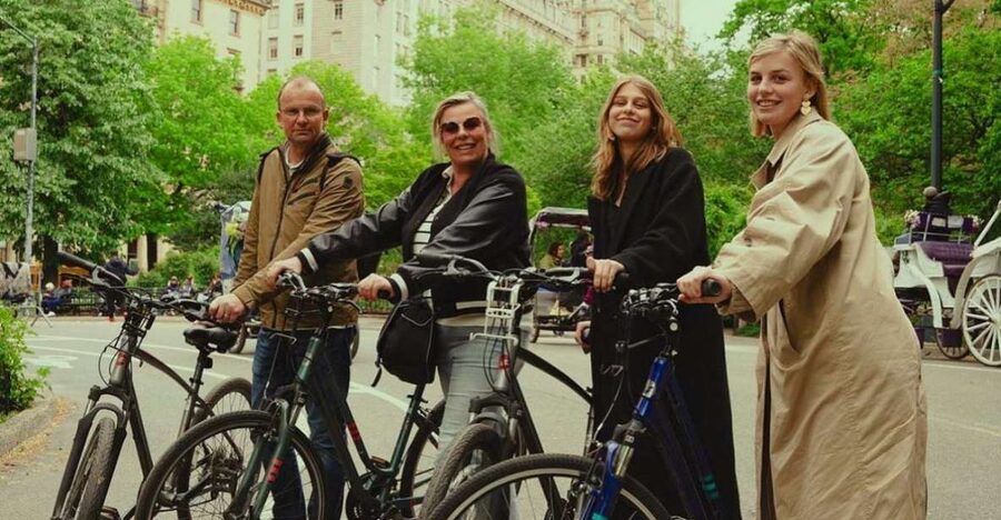 NYC: Central Park Guided Bike Tour - Bikes, helmets, locks, and family setups that reduce stress