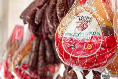 Chinatown & Little Italy Food Tour with 7 Flavorful Tastings