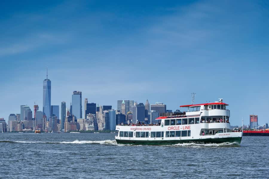 NYC: Circle Line 1-Hr Statue of Liberty Skip-The-Line Cruise - Empire State Building to Chrysler Tower: The Skyline Warm-Up