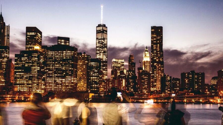 NYC: Circle Line 2h Harbor Lights Cruise Skip-The-Box-Office - Arrive Early, Pass Security, Then Chase the Best Views