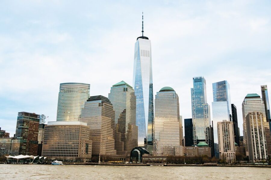 NYC: Circle Line 2h Harbor Lights Cruise Skip-The-Box-Office - From Empire State to Liberty: The Cruise Route Stop by Stop