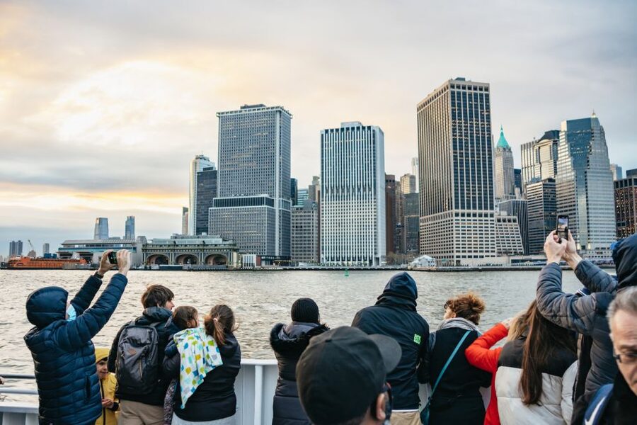 NYC: Circle Line 2h Harbor Lights Cruise Skip-The-Box-Office - Full Bar, No Outside Food: Drink Choices and What They Cost