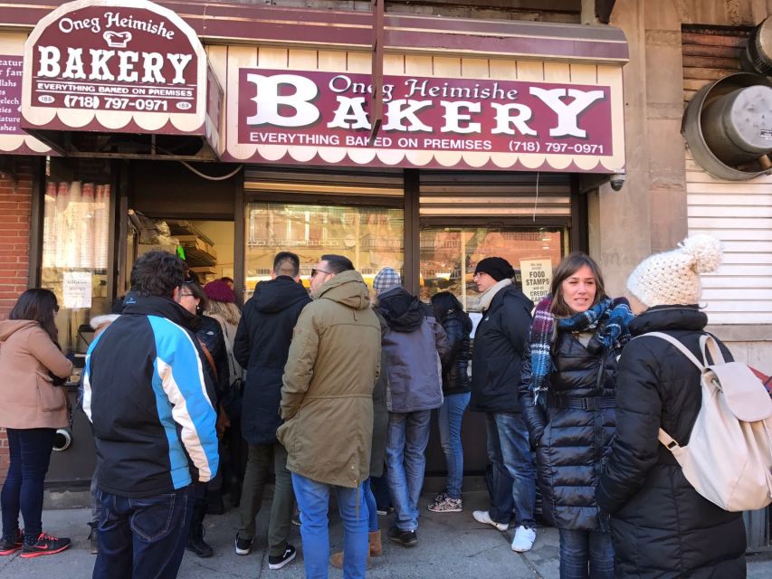NYC: Contrasts Tour of Harlem, The Bronx, Queens & Brooklyn - Harlem’s Music Landmarks: Cotton Club and Apollo Theater Pass-By Stops