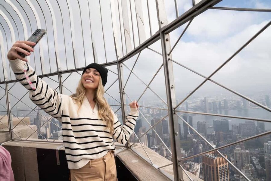 NYC: Empire State Building Tickets - Observatory & Museum - Art Deco lobby to the 86th Floor: what your time actually feels like