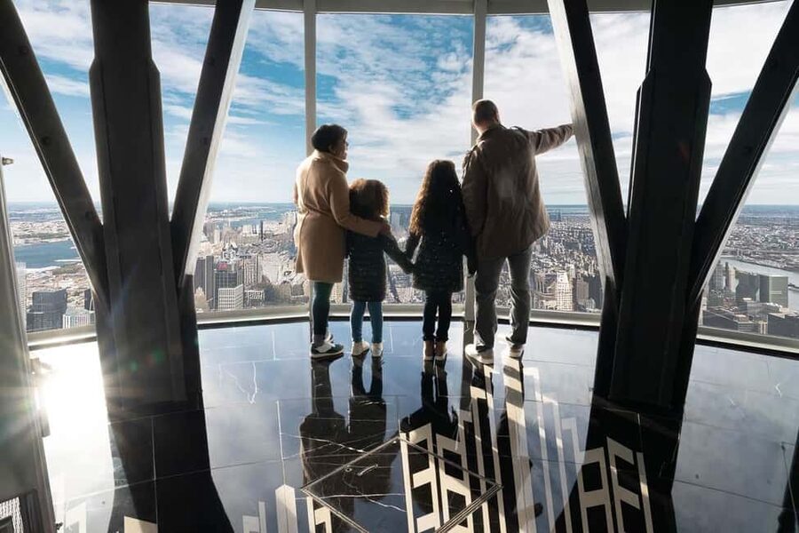NYC: Empire State Building Tickets - Observatory & Museum - Practical extras that make the visit easier