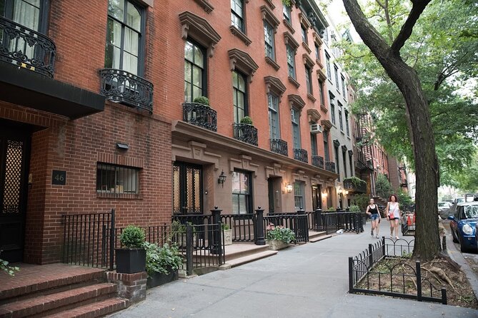 NYC: Greenwich Village Food Tour with 6 Locals Favorites Dishes - Price and value: why $97.50 can make sense in New York