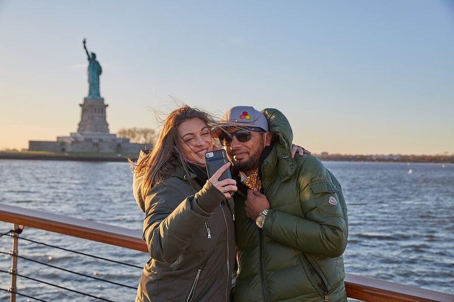 NYC: Holiday Yacht Cruise with Jazz, Cocoa & Carols - Where to board at Chelsea Piers Pier 62
