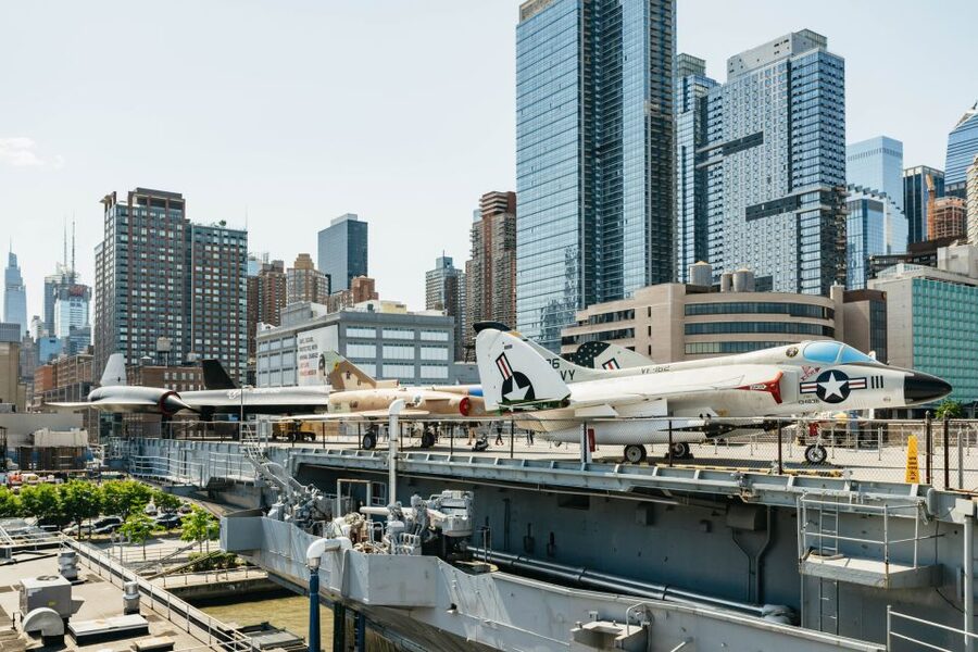 NYC: Intrepid Museum Entry Ticket - Submarine first: building your route across four decks