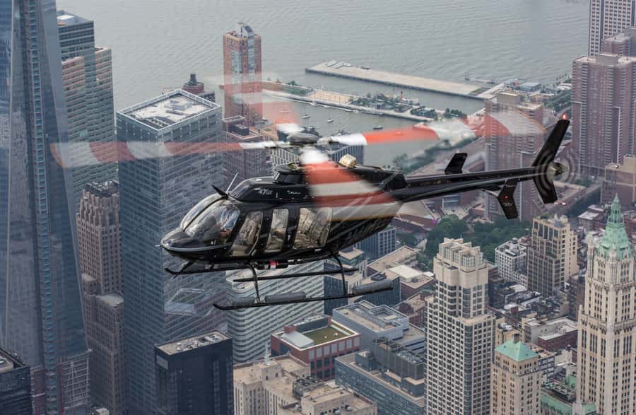 NYC: Manhattan Sightseeing Helicopter Tour - The City in One Flight: Central Park to Brooklyn Bridge to the harbor