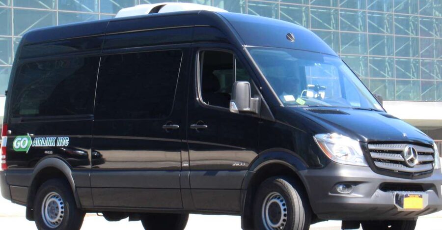 NYC: One-Way Transfer to/from JFK Airport and Manhattan - Key takeaways