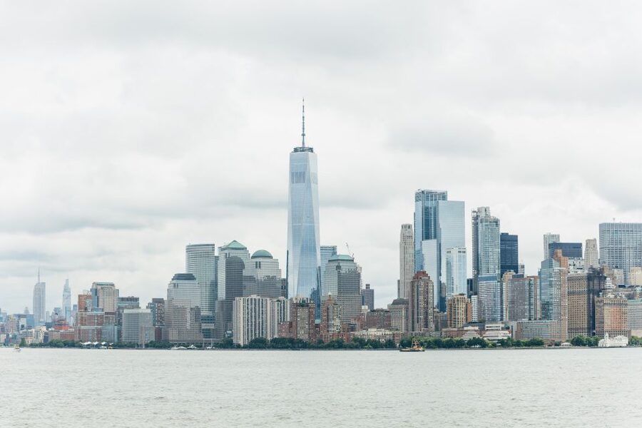 NYC: Statue of Liberty and Ellis Island Guided Tour - Meeting at Bowling Green, then stepping into the right mood