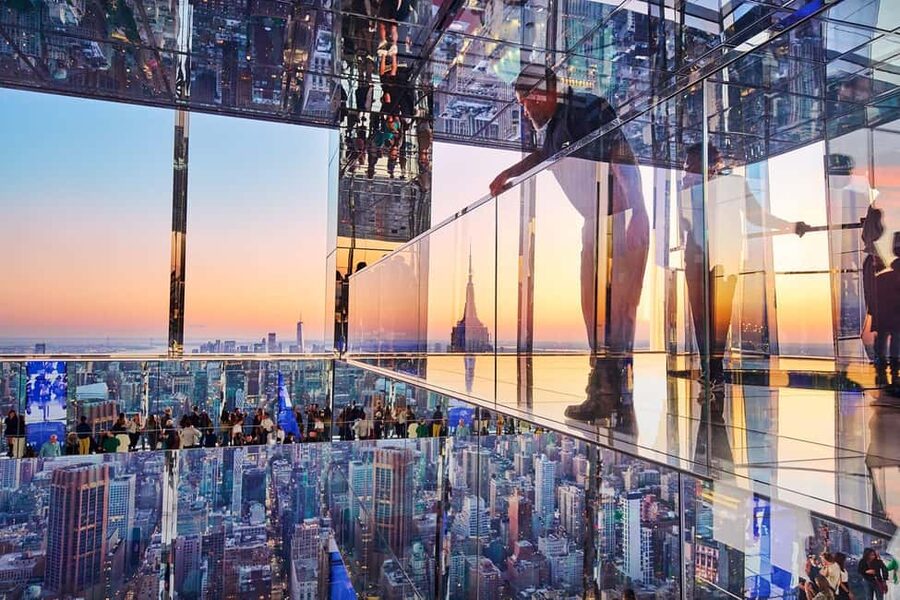 NYC: SUMMIT One Vanderbilt Tickets - Levitation at 1,063 feet: glass skyboxes and the image float effect