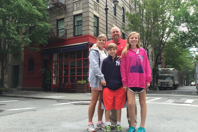NYC TV & Movie Locations Bus Tour - Friends, Seinfeld & More - Key Points Before You Go