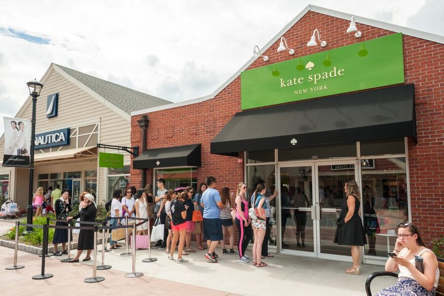 NYC: Woodbury Common Premium Outlets Shopping Trip - On-Site Essentials: Food Court, Lockers, and Comfort