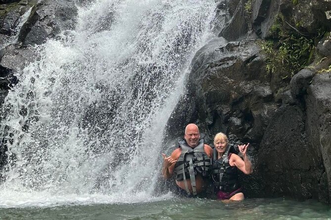 Oahu Circle Island Tour with Waimea Waterfall - Starting in Waikiki at 7:00 am, and why pickup matters