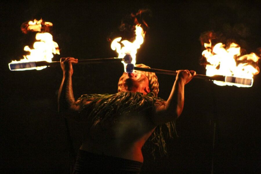 Oahu: Ka Moana Luau Dinner and Show at Aloha Tower - Celebrity upgrade and seating: is paying more actually worth it?
