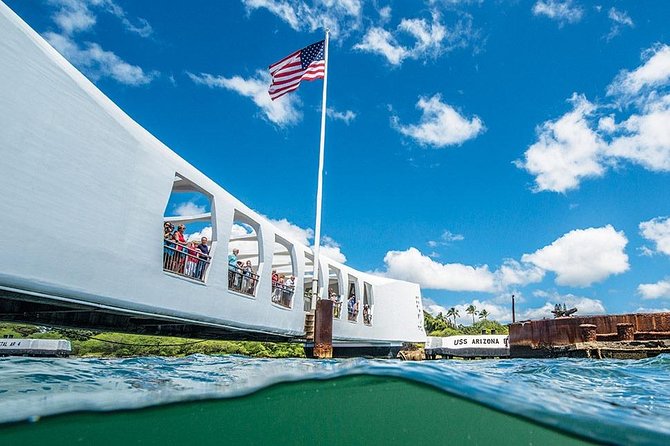 Oahu: Pearl Harbor USS Arizona Memorial & Battleship Missouri - What the Best Guides Actually Do for You (Art, Clift, Ro-Ro, and More)