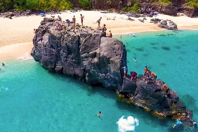 Oahu Ultimate Circle Island Tour Full Day Experience - Waimanalo and the windward side: shave ice break plus scenic transit