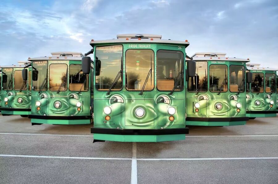 Orlando: I-Ride Trolley Hop-on Hop-off Pass - SeaWorld, ICON Park, WonderWorks, and the best way to pair stops