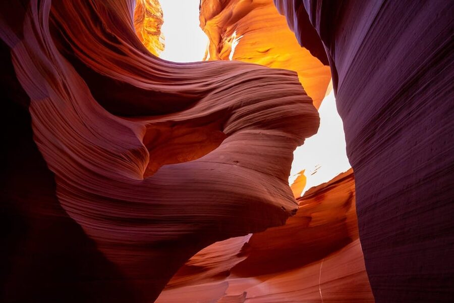 Page: Lower Antelope Canyon Walking Tour with Navajo Guide - What to bring for the stairs, the heat, and the rules