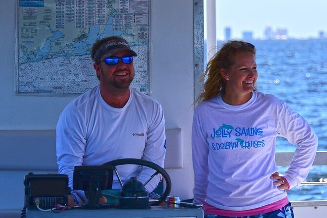 Pensacola Beach Jolly Dolphin Cruise and Scenic Bay Tour - Crew style matters, and this one leans interactive