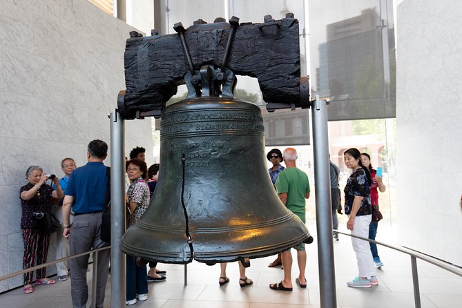 Philadelphia and Amish Country, 1-Day Tour from NYC - Guides, language setups, and why group style affects your day