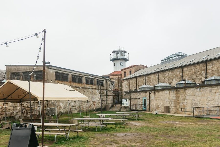 Philadelphia: Eastern State Penitentiary Admission - The Long-Abandoned Hospital Block: A Stop You Might Plan Around