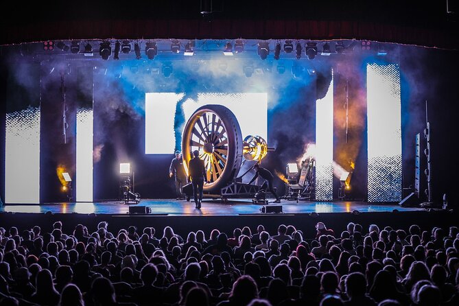 Reza Edge of Illusion Show in Branson - Timing, duration, and what to do before the curtain