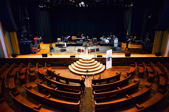Ryman Auditorium Self-Guided Tour with Souvenir Photo Onstage - Celebrity-Hosted Short Films: How the Exhibits Get Personal