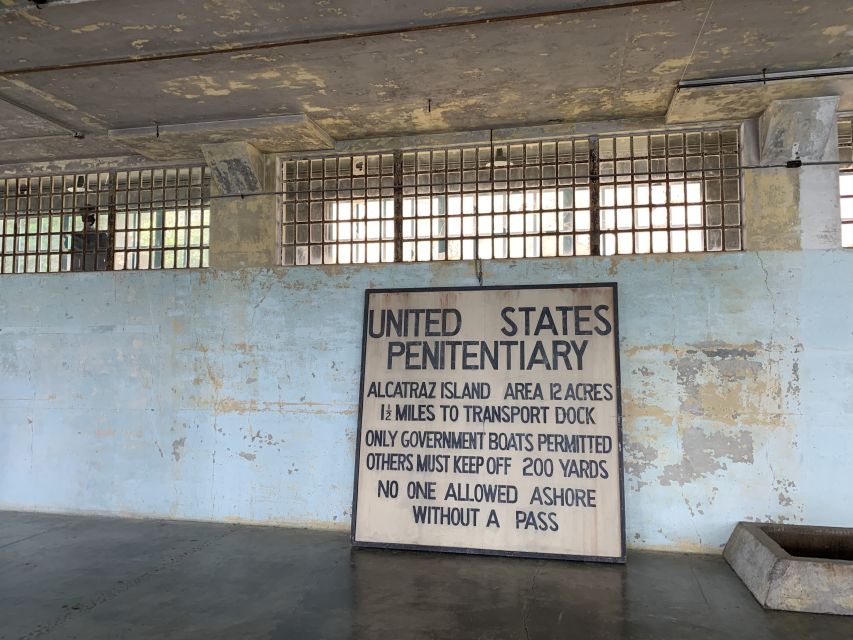 San Francisco: Alcatraz Tour with Muir Woods and Sausalito - Meeting Point, Group Size, and the Mercedes Sprinter Rhythm