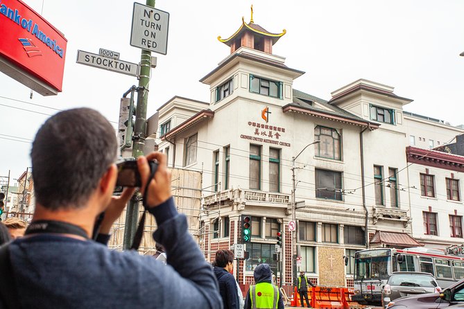 San Francisco Chinatown Walking Tour - Herbal pharmacy and dried goods: unusual items with context