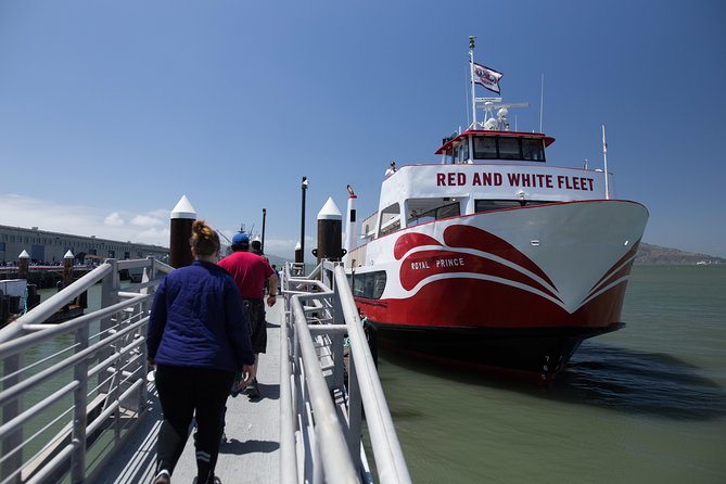 San Francisco: Golden Gate Bay Cruise (60 Minutes) - The Golden Gate Bridge Underpass: The Photo Moment You Actually Get