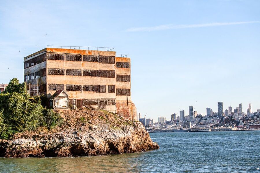 San Francisco: Golden Gate Bay Cruise - Passing Alcatraz: close views without the ticket to Alcatraz