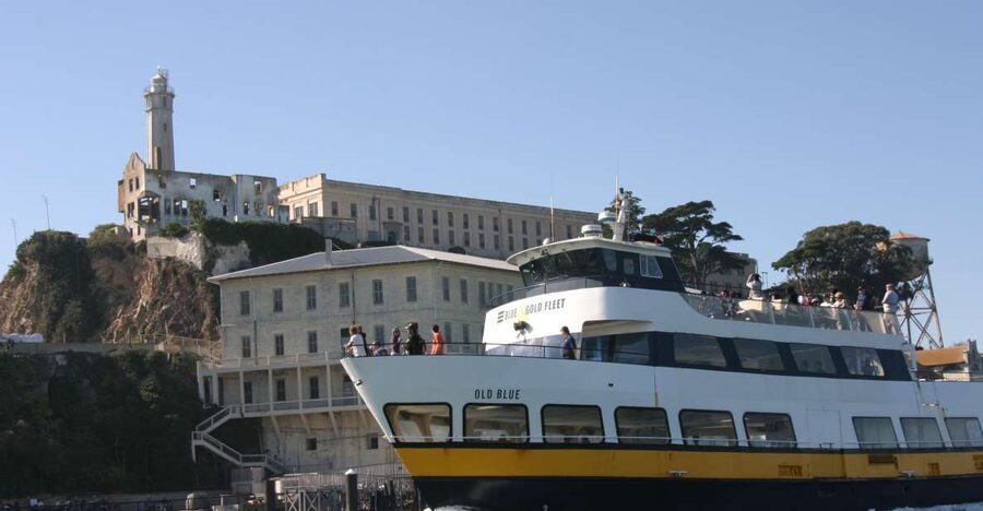 San Francisco: Inside Alcatraz Tour with Bay Cruise - Inside Alcatraz: Doing Time audio tour and how to use it well