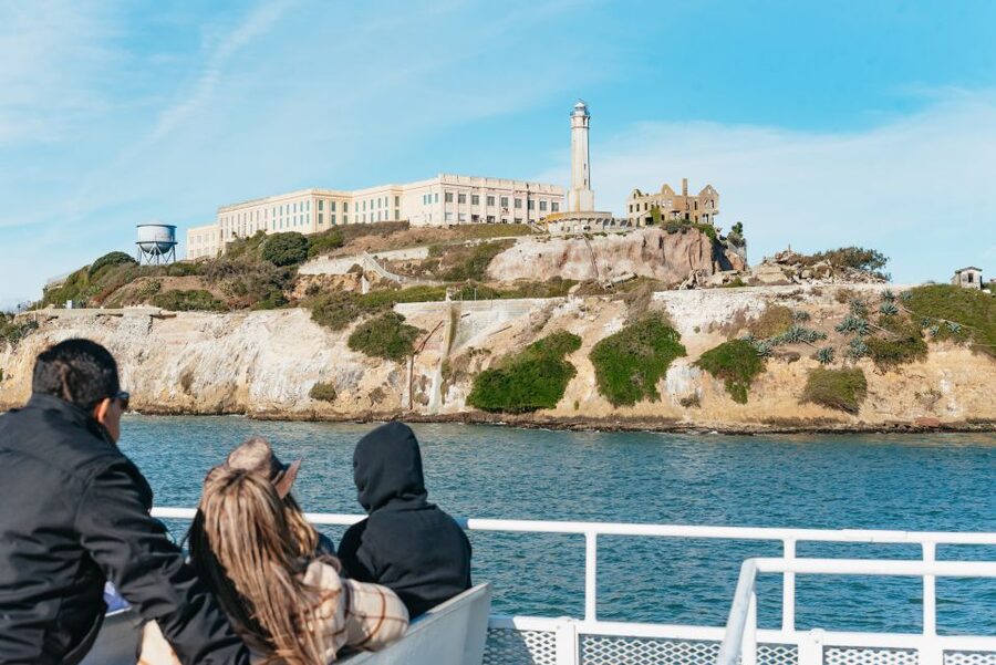 San Francisco: Skip-the-Line Escape from The Rock Bay Cruise - The Audio Guide on Your Phone: Easy, but Not Always Perfect