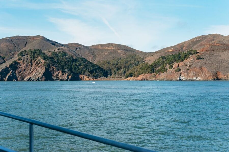 San Francisco: Skip-the-Line Escape from The Rock Bay Cruise - The 90-Minute Circle of Alcatraz and San Francisco Bay Sights